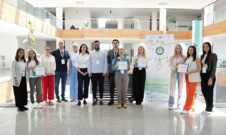 Going Green by Connecting Science, Business, and Art: DGI Green Business Plan Competition Held at IUS