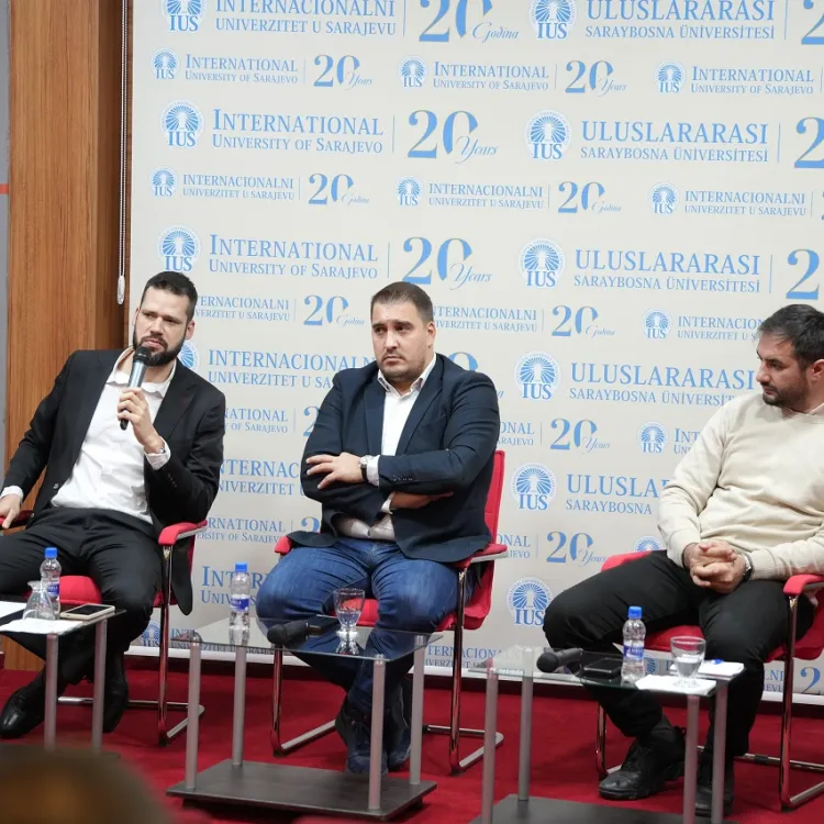 IUS domaćin stručne panel-diskusije: „Gdje je Bosna i Hercegovina 30 godina nakon Dejtonskog mirovnog sporazuma”